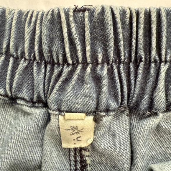 Vintage Denim Shorts for Women Size M High Waist Loose Fit with Front Pleats - Picture 13 of 16